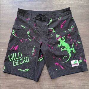 Wild gecko swim trunks. Waist 34